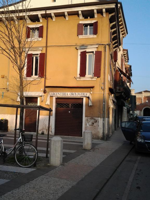 Santa Toscana Guest House Verona Exterior foto